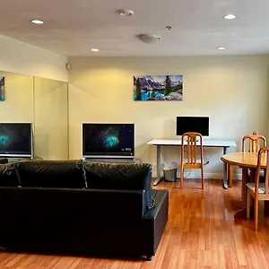 https://sixpine-suite.richmond-hotels.com