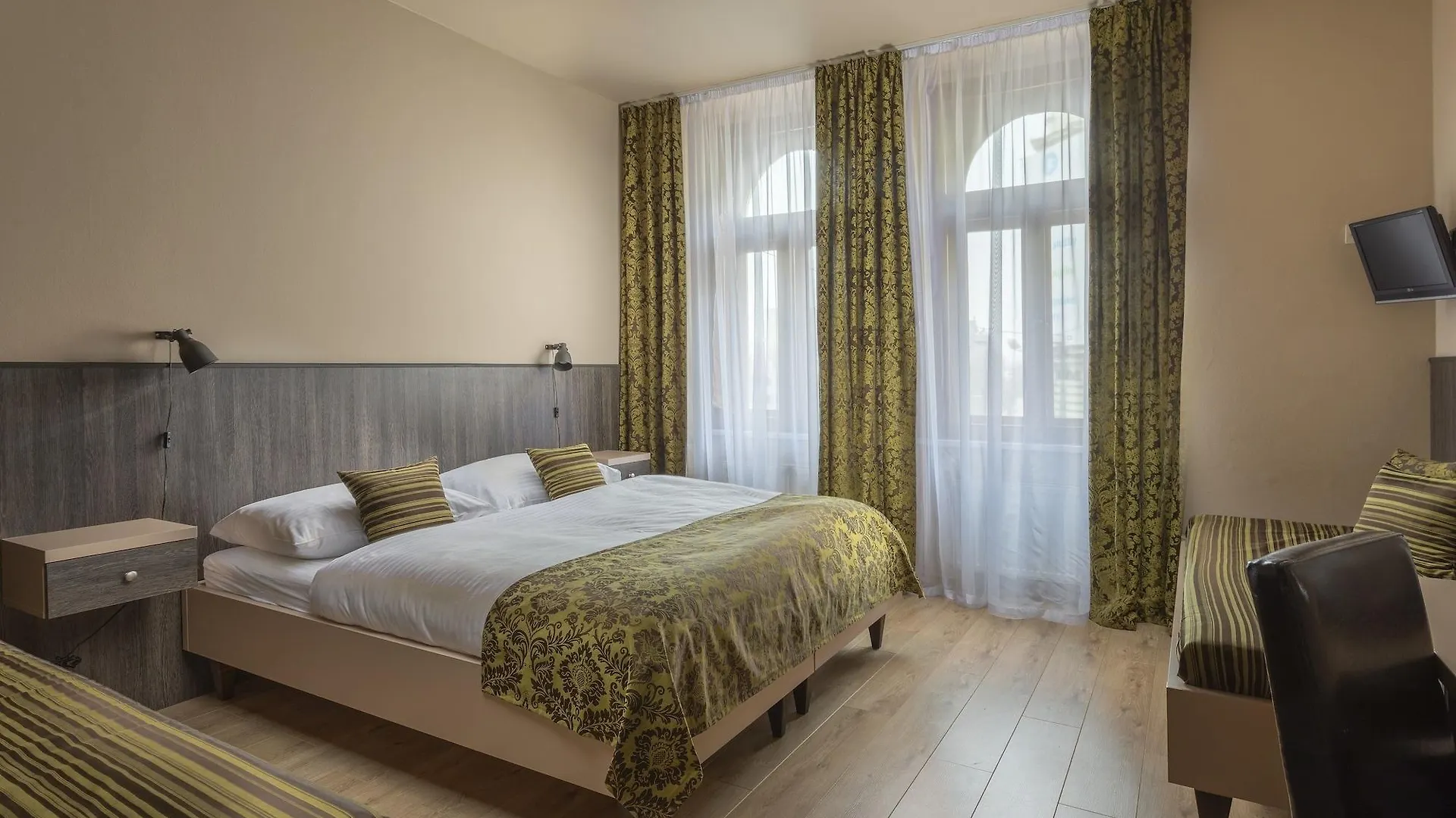 Prague Centre Plaza Hotel